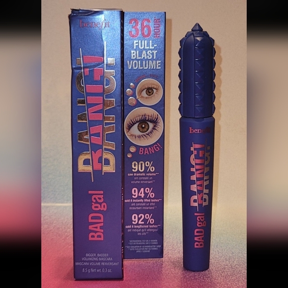 Benefit Bad Gal Bang Mascara Brightening Blue - Picture 2 of 3